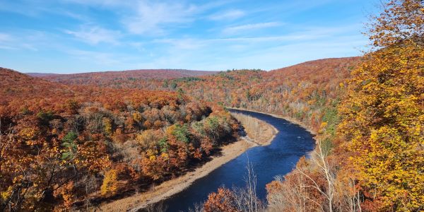 Scenic Hawks Nest overlook along NY-97 near Barryville with the Delaware River below.